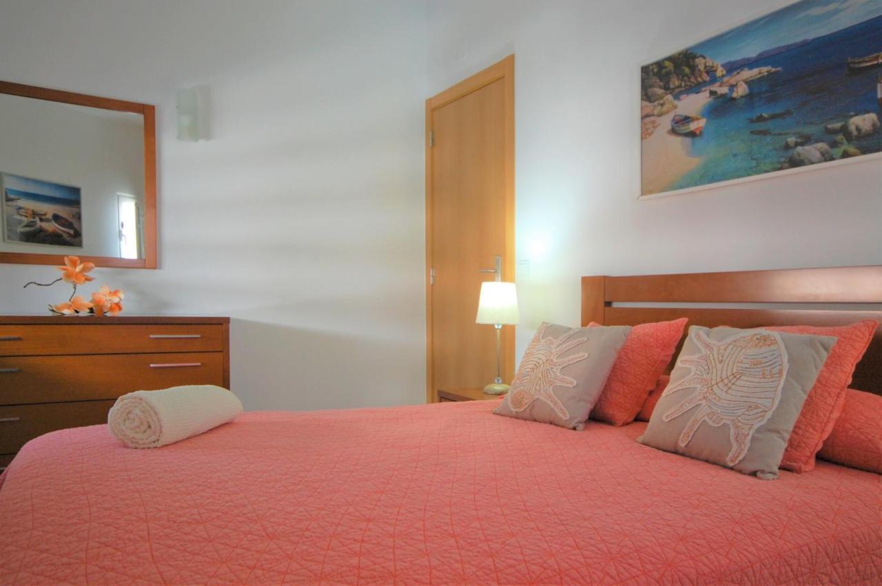 Vila Mar Praia - Free Wifi - 50 M From The Beach Armacao de Pera Ngoại thất bức ảnh