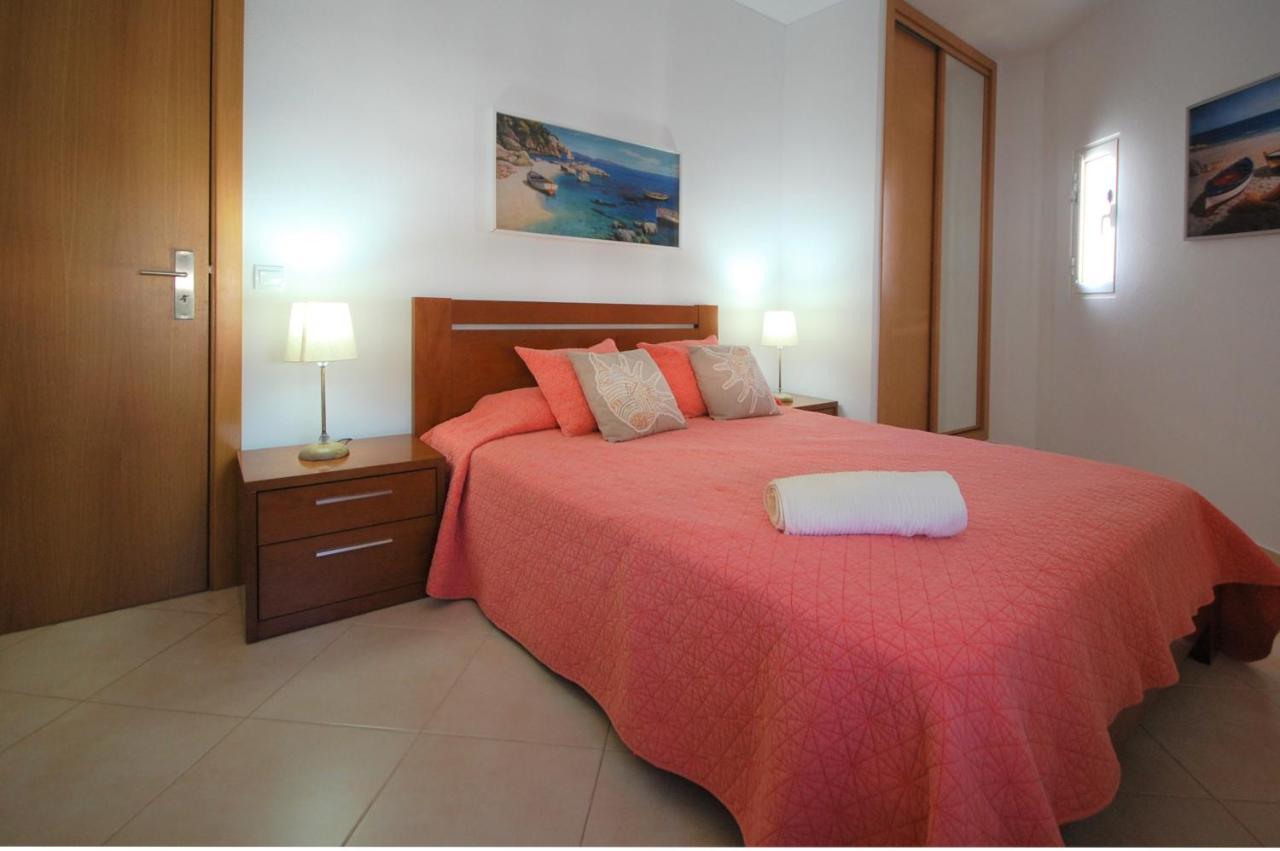 Vila Mar Praia - Free Wifi - 50 M From The Beach Armacao de Pera Ngoại thất bức ảnh
